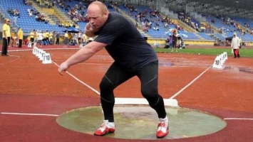 Hamza Alić u finalu, Kemal Mešić kratak za 2 cm