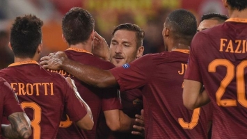 Roma ubjedljiva bez Džeke, Zenit razbio Alkmaar
