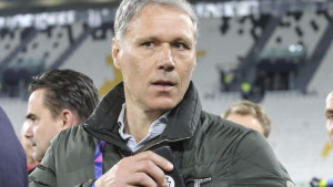 Dok PSG slavi, legendarni Van Basten poručuje: "Apsolutno smeće! Sramota je šta su uradili"