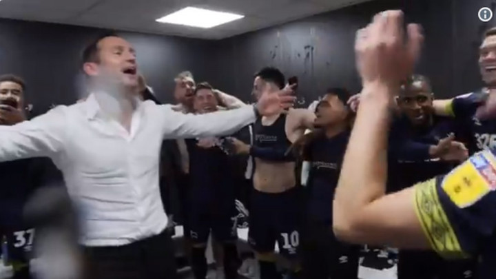 Ludnica u svlačionici Derbyja: Lampard poveo navijanje i 'zaplakao'