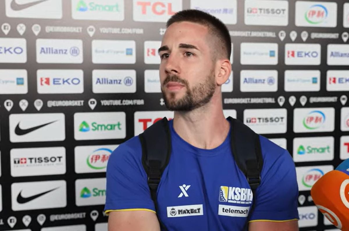 Arslanagić: "Svi smo kao jedan i uvijek budrimo jedni druge, samo tako možemo napraviti rezultat" Arslanagić: "Svi smo kao jedan i uvijek budrimo jedni druge, samo tako možemo napraviti rezultat"