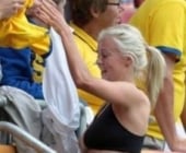 Atraktivna Šveđanka obraadovala navijača
