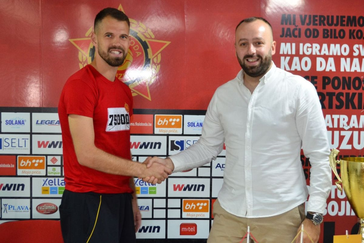 Trako i službeno Slobodin