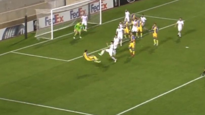 Begović nije mogao vjerovati na kakav način je primio gol u samom finišu utakmice