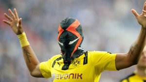 Zvijezde Bundeslige s maskama na mečevima, prekidi svako 15 minuta i onda razmak 1,5 metara?