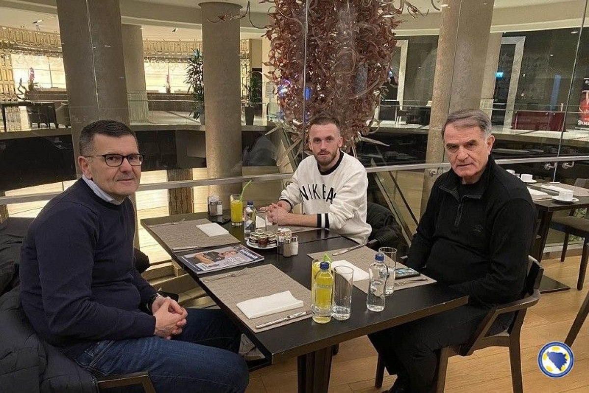 Dušan Bajević posjetio Edina Višću u Istanbulu