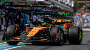 McLaren dominantan! Norris na pol poziciji, Piastri drugi – katastrofa za Ferrari i Hamiltona!