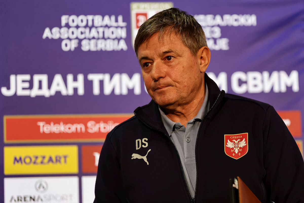 Dragan Stojković uzdrmao Srbiju kao nikad dosad: "To istina? Podnosim ostavku!" Dragan Stojković uzdrmao Srbiju kao nikad dosad: "To istina? Podnosim ostavku!"