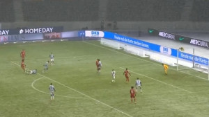 Kad lopta hoće u gol: Pogledajte gol Bayerna u Berlinu