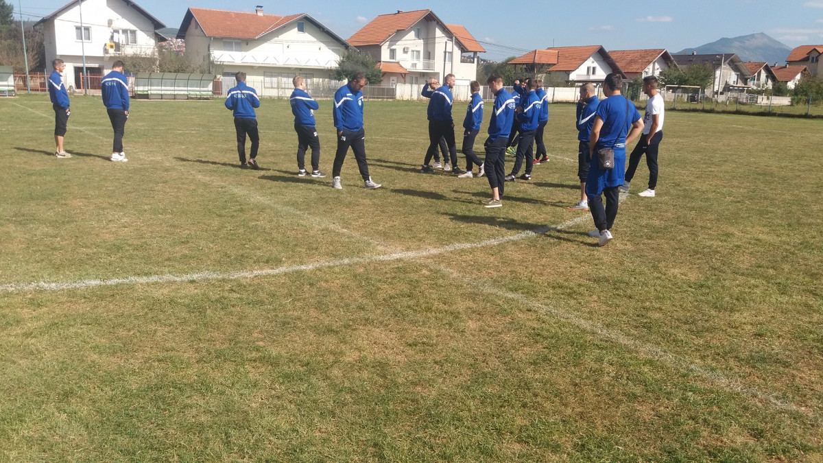Bh. drugoligaš upisao debakl, pa raskinuo ugovor sa više od pola tima