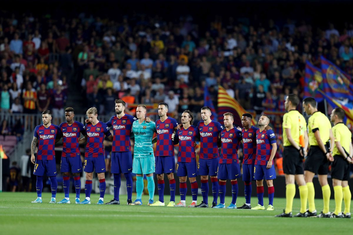 Barcelona već ima dres za novu sezonu koji je navijače ostavio bez teksta