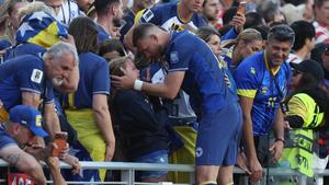 Džeko tješio uplakanu djecu poslije eliminacije sa Svjetskog prvenstva