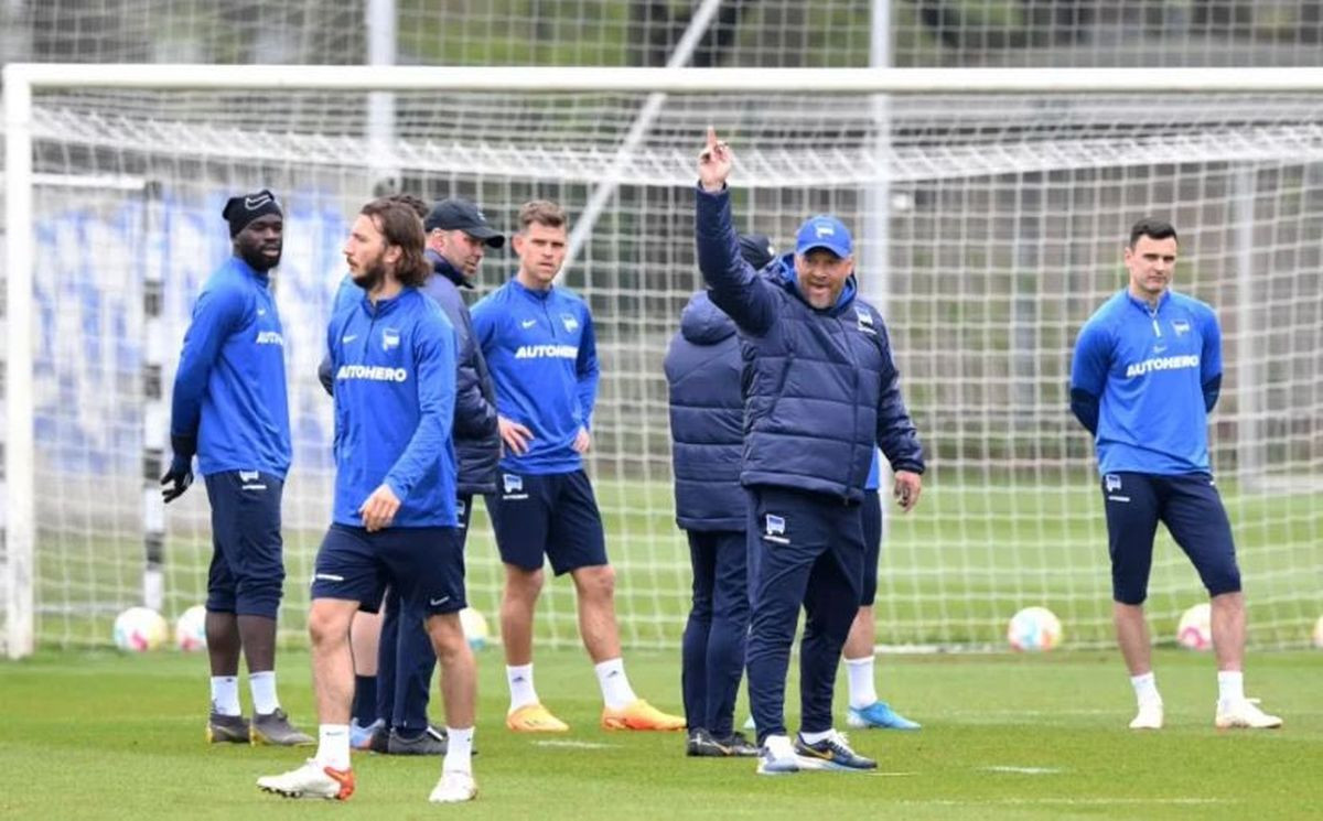 Trener Zeničanina otjerao sa treninga bundesligaša pa urlao za njim: "Odlazi, odj**i odavde!" Trener Zeničanina otjerao sa treninga bundesligaša pa urlao za njim: "Odlazi, odj**i odavde!"