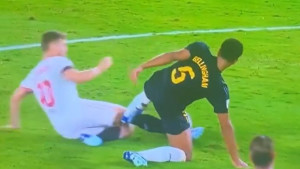 Ni on nije nevinašce kako se predstavlja, užasan bezobrazluk Bellinghama nad Rakitićem!