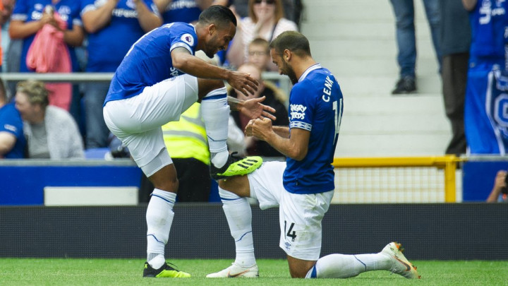 Everton u finišu meča slomio otpor Crystal Palacea