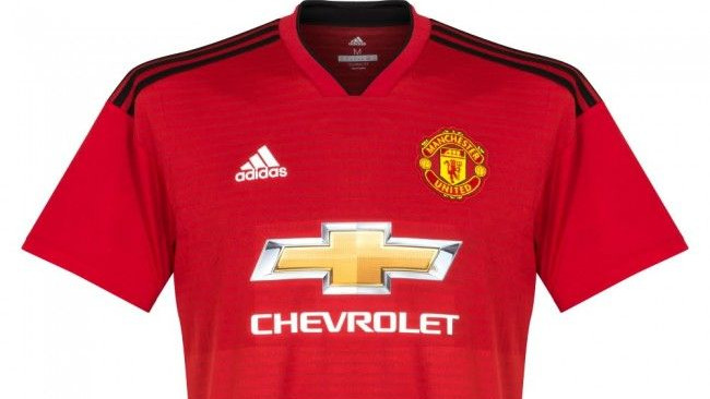 Novi dresovi Manchester Uniteda oduševili navijače: Dominiraju detalji iz 1999. godine
