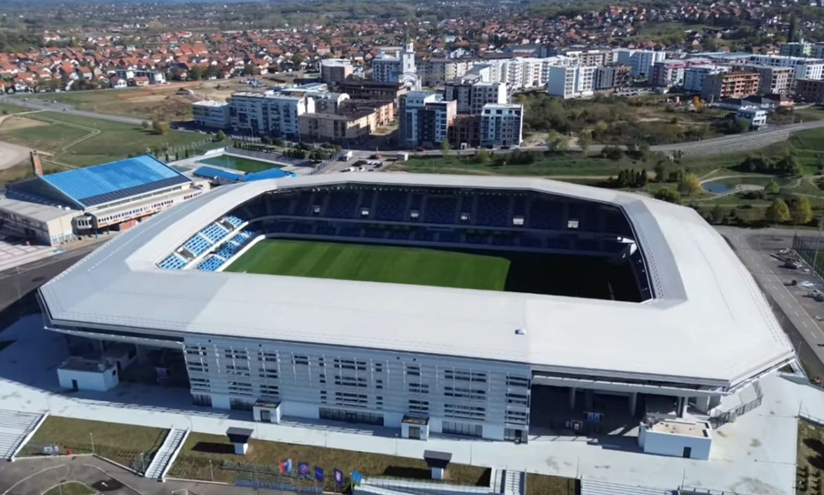 Fijasko stadiona na obali Drine: Kad ga oči vide savršen je, ali realnost je potpuno drugačija Fijasko stadiona na obali Drine: Kad ga oči vide savršen je, ali realnost je potpuno drugačija