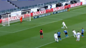 Handanovič odbranio penal Ronaldu, ali sreća je pogledala zvijezdu Juventusa!