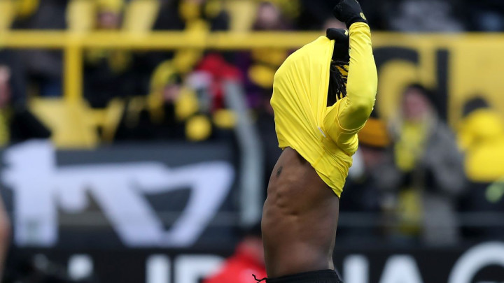 Zbog ljubavi prema fudbalskoj lopti Batshuayi je bio primoran prekršiti klupsko pravilo