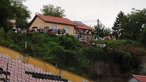 Elvedin Begić i na Tušnju, publika opet pronašla način da gleda derbi