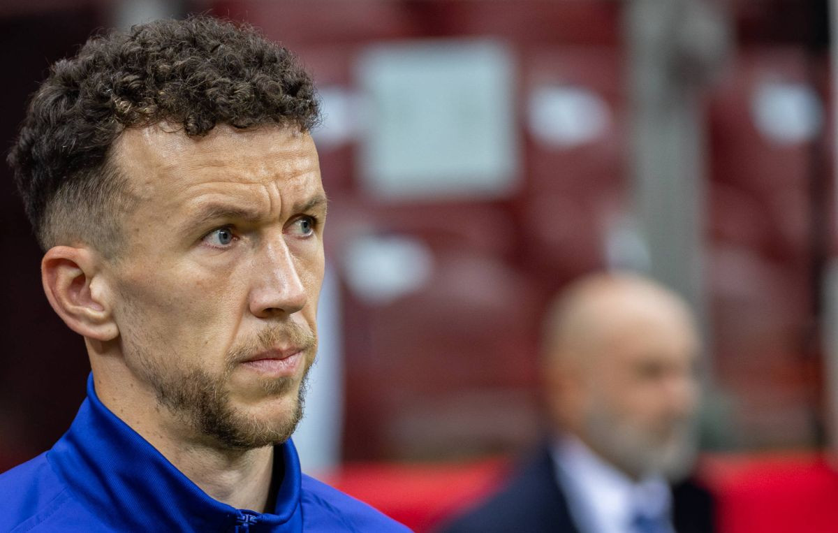 Nikome ne šuti! Toksična atmosfera i uvrede su razbjesnile Perišića: "Bolje ti je reci ženi da..." Nikome ne šuti! Toksična atmosfera i uvrede su razbjesnile Perišića: "Bolje ti je reci ženi da..."