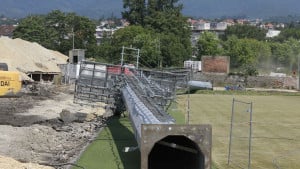 Reflektori u Zagrebu izazvali svađu: Bivši član HNL-a ostao "kratkih rukava"