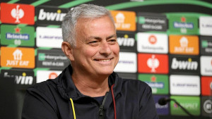Jose Mourinho napada format koji je napravila UEFA: "Dolaze propali morski psi"