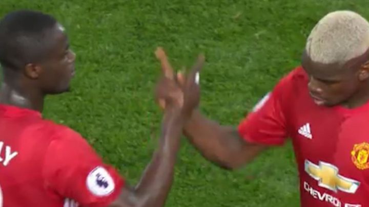 Pogba i Bailly već smislili čudno rukovanje