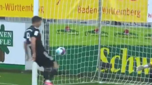 Lewa kao da nije želio srušiti Mullerov rekord: Pogledajte nestvaran promašaj napadača Bayerna