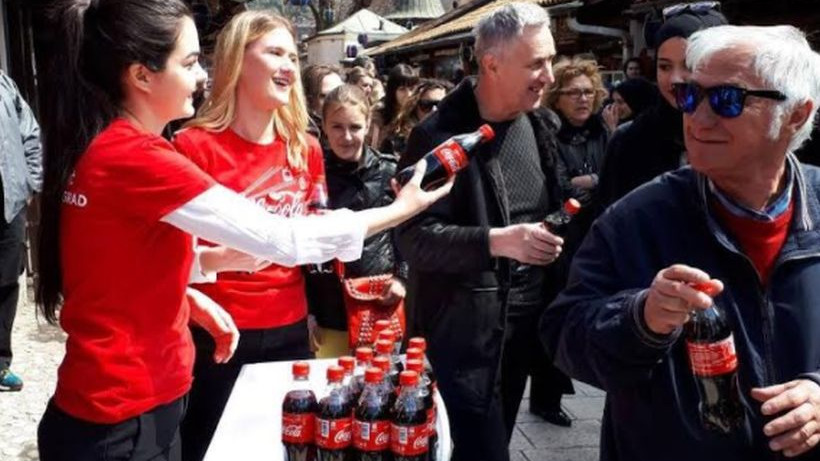 Prva vožnja žičarom uz Coca-Colu