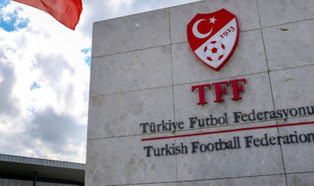 Drama u Turskoj: Oružani napad na fudbalski savez, metak prošao kraj glave Altintopu!