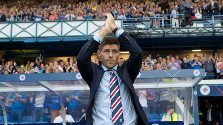 Steven Gerrard pravi strašan tim u Rangersu: Stiže čak osam pojačanja!