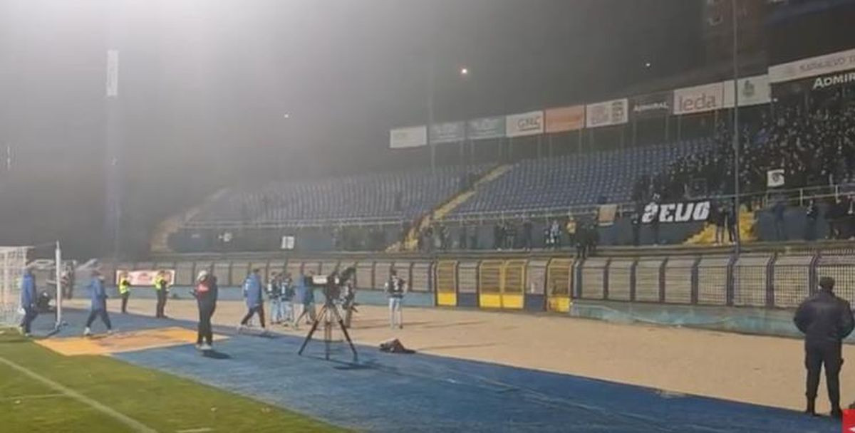 Navijači Željezničara još jednom pokazali ljubav prema klubu: Igrače pozdravili pjesmom 