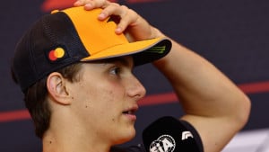 Potez koji zadaje glavobolju McLarenu: Piastri odbio novu nadogradnju