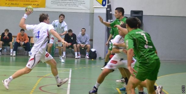 Juniorska rukometna reprezentacija najbolja u Gračanici Juniorska rukometna reprezentacija najbolja u Gračanici