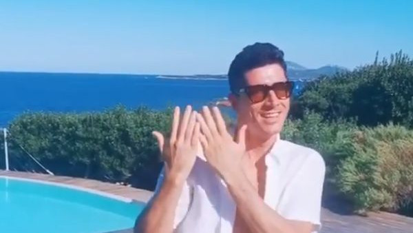 Svojim pokretima sve nasmijao: Lewandowskom plesanje ne ide ni blizu dobro kao fudbal
