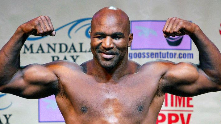 Legendarni Holyfield najavio borbu: Jones ima brže ruke, ali Tyson jače udara