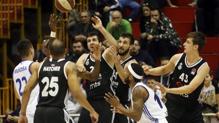 Partizan se mučio protiv Mornara