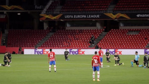 Nogometaši Granade odbili da kleknu prije utakmice protiv Uniteda