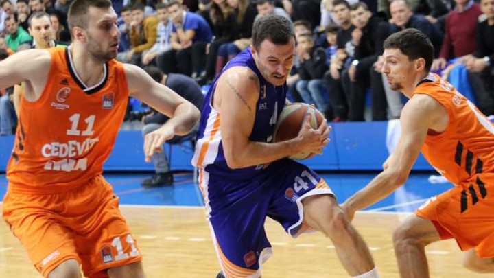 Ludnica u Baru i slavlje Cedevite, Pullen ubacio 30, Stipanović fantastičan