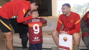 Gonzalo Villar pokušao dječaku Davidu dati svoj dres, ali njegov "hladni" odgovor je bio jasan