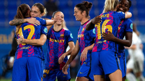 Dok kolege iz Barcelone muku muče žene iz kluba postavljaju nestvarne standarde