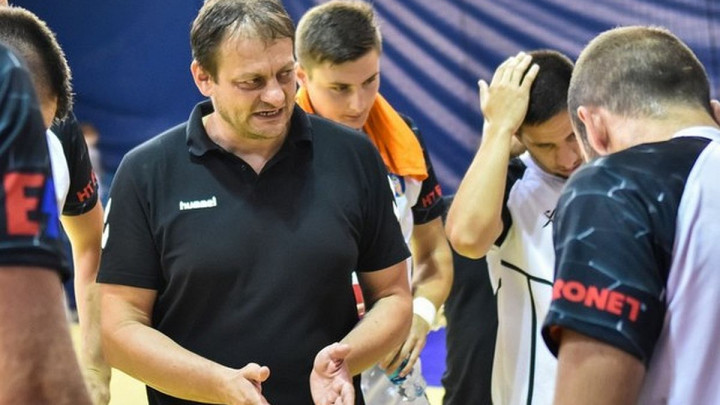 RK Izviđač ostao bez trenera