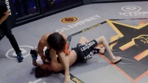 Beskućniku platili da uđe u ring s 'Mini Hulkom' - Nesretni čovjek je brutalno prebijen