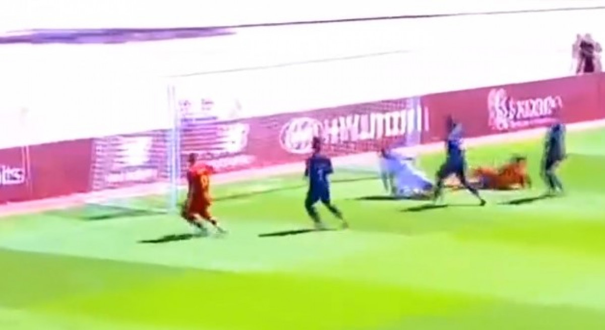 Edin Džeko izgleda fantastično: Pogledajte gol Dijamanta u susretu sa Belenensesom Edin Džeko izgleda fantastično: Pogledajte gol Dijamanta u susretu sa Belenensesom