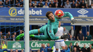 Asmir Begović i njegov Everton ubrzo dobijaju novog vlasnika