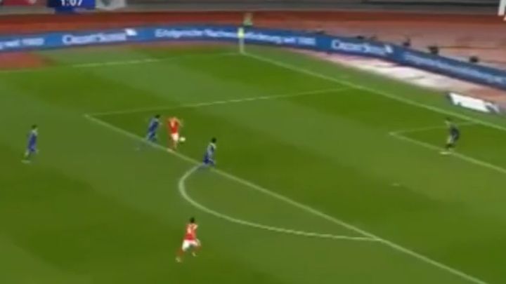 Haris Seferović propustio veliku šansu za Švicarce Haris Seferović propustio veliku šansu za Švicarce