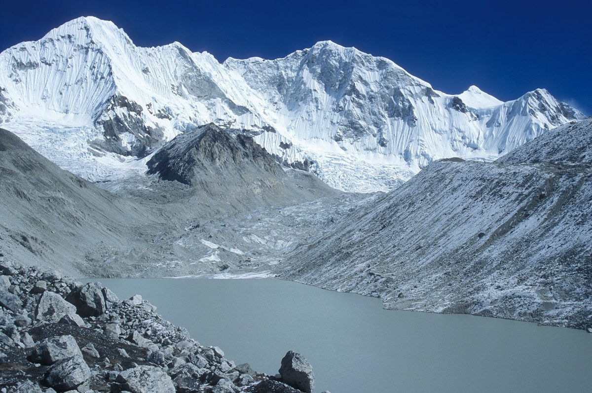 Dva vrhunska alpinista zarobljena na 7000 metara nadmorske visine: Mole Boga i čekaju čudo