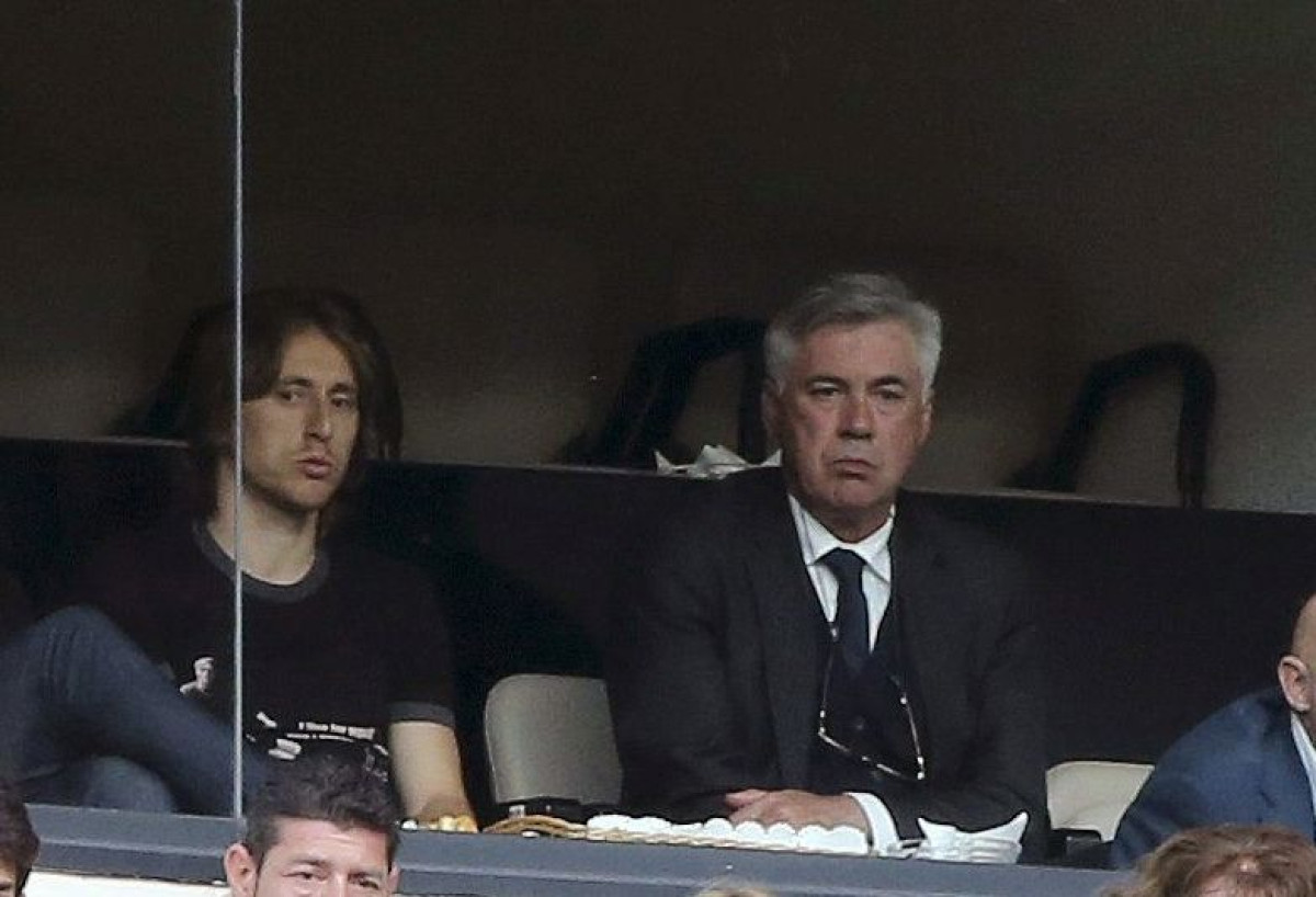 Ancelotti izveo Modrića prvog iz igre, pa stao pred novinare i šokirao ih: "Niko nije..."