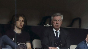Ancelotti izveo Modrića prvog iz igre, pa stao pred novinare i šokirao ih: "Niko nije..."